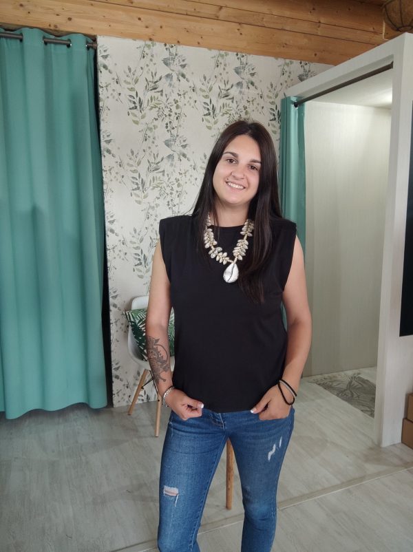 CAMISETA HOMBRERAS