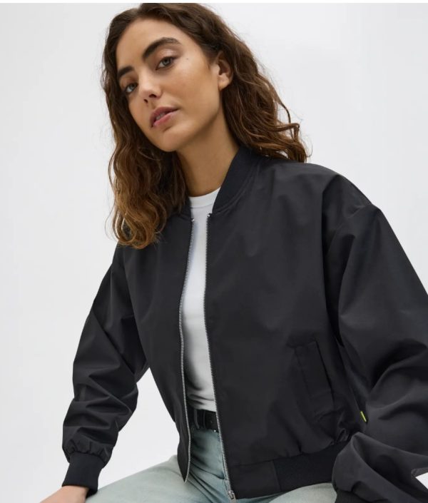 BOMBER JACKET