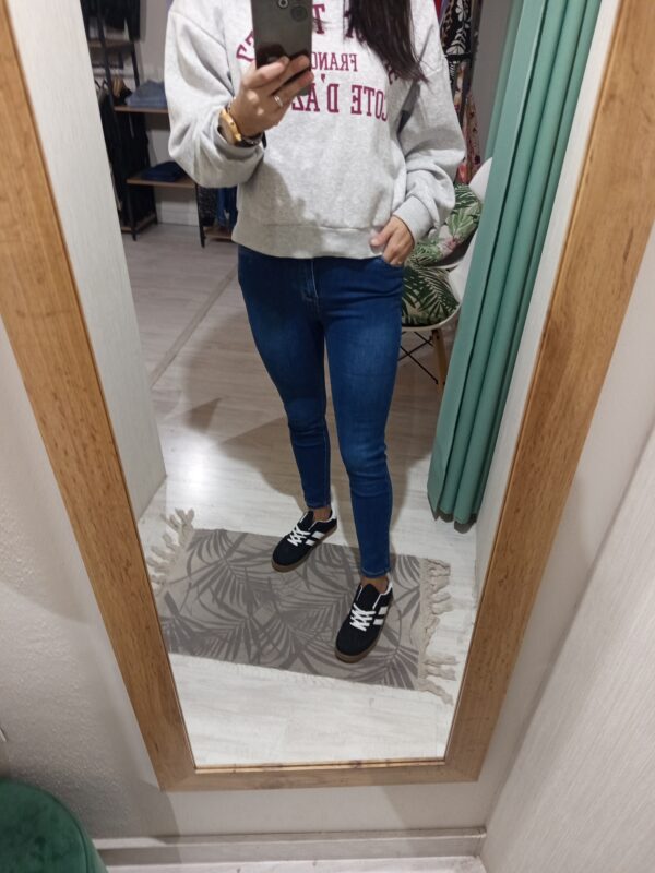 PANTALÓN PITILLO GASTADO