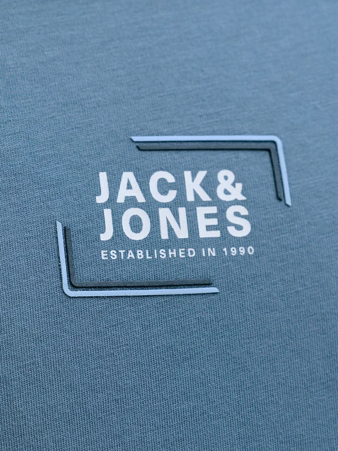 jack-jones-camiseta-corp-graphic-12268415-azul-regular-fit-0000305663696 (3)