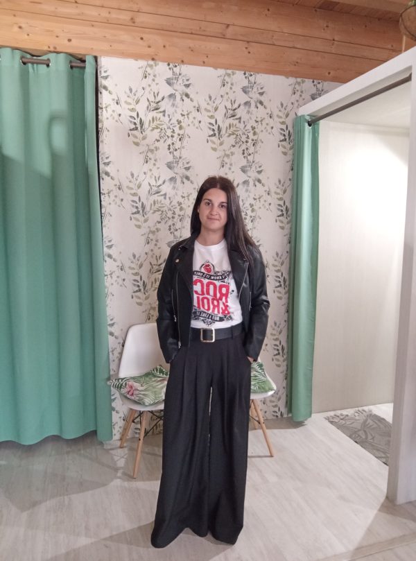 PANTALÓN EFECTO FALDA