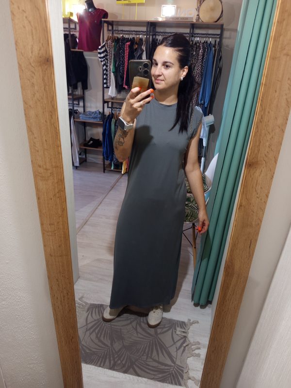 VESTIDO TACHUELAS