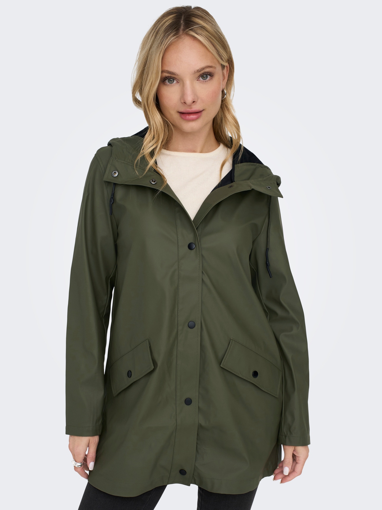 only-onlelisaraincoatotwnoos-verde (2)